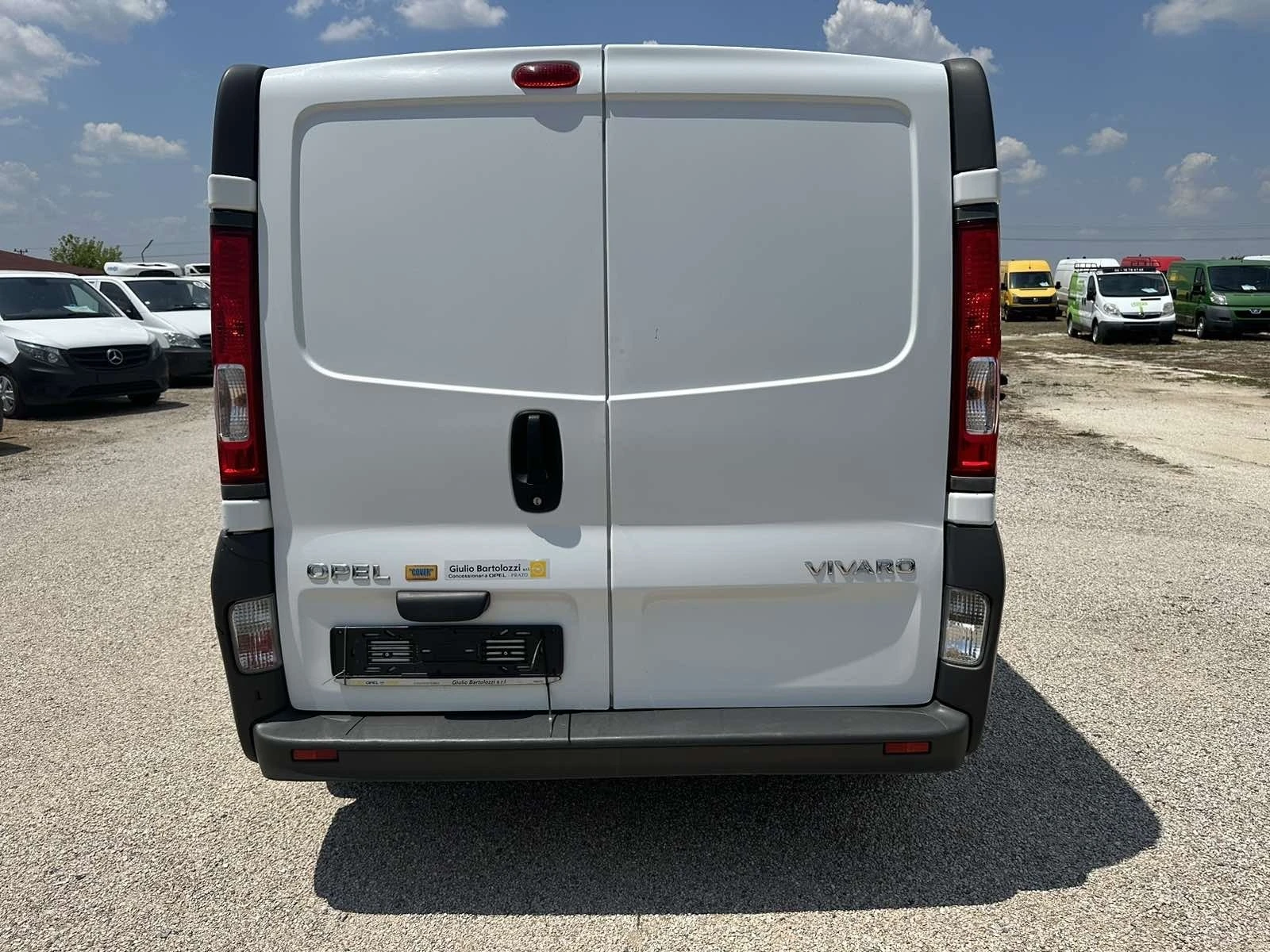 Opel Vivaro  - изображение 5