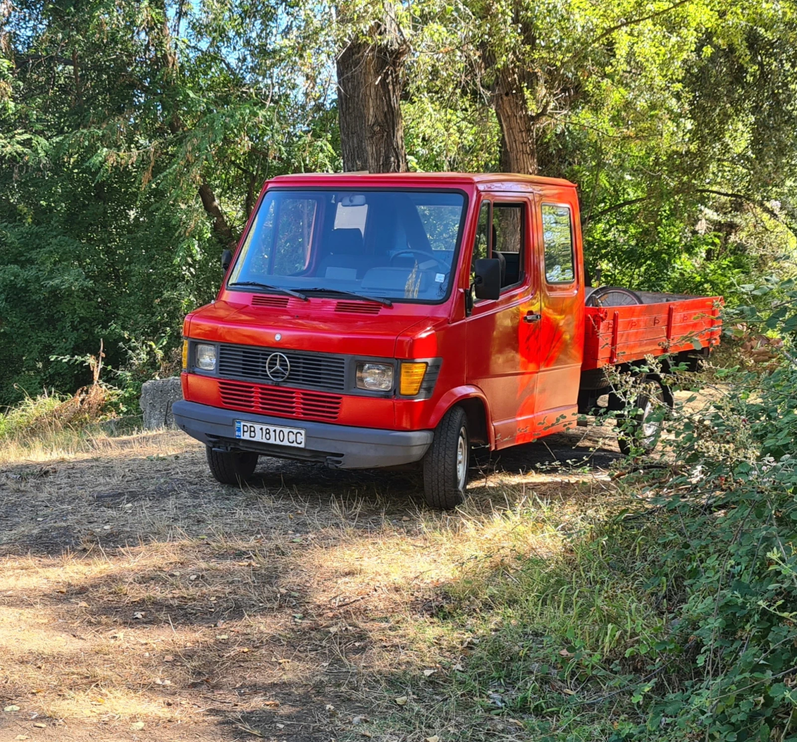Mercedes-Benz 207 2.4 DIESEL