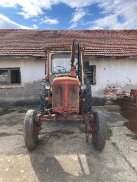 Трактор ЮМЗ, снимка 4 - Селскостопанска техника - 45758975