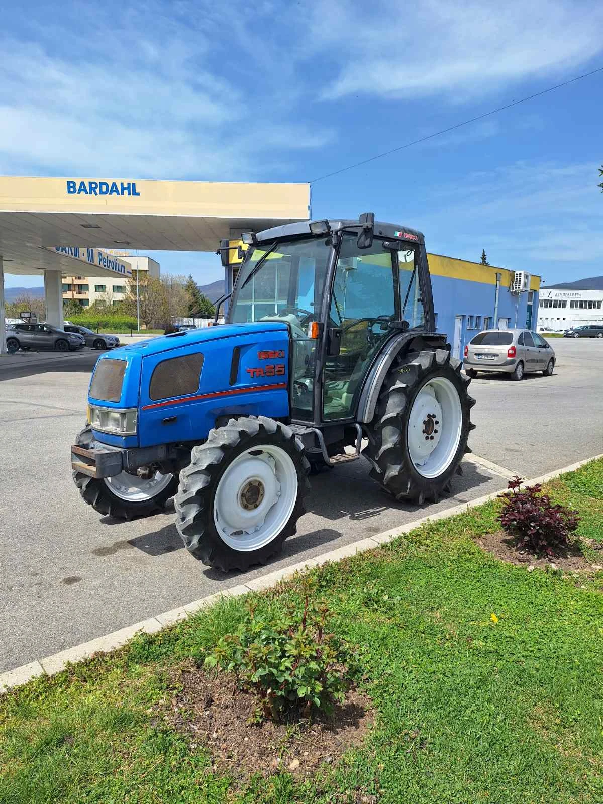 Трактор ISEKI Саки агро Сливен, снимка 4 - Селскостопанска техника - 54223113