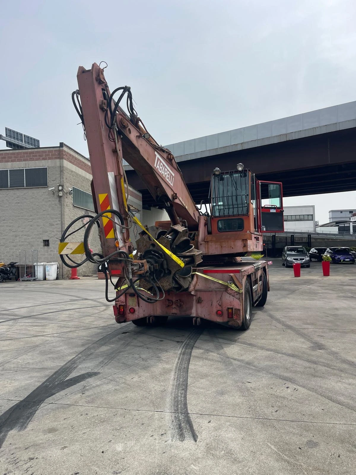 Автокран Друга марка БАГЕР С ХИДРАВЛИЧНА  ЩИПКА MINELLI  ТАВ 380 , снимка 6 - Индустриална техника - 53915486