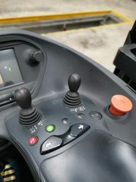 Електрокар Linde R16, снимка 13