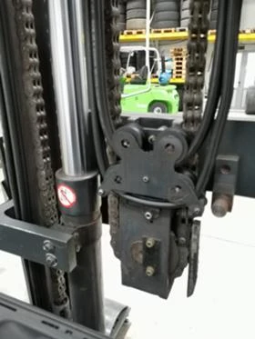 Електрокар Linde R16, снимка 9