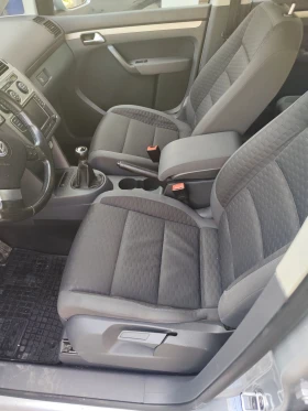 VW Touran 2.0 TDI 8 клапана , снимка 10