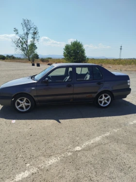 VW Vento, снимка 15