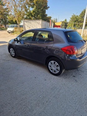 Toyota Auris 1.6, снимка 2