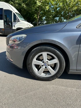 Volvo V40 T3 | Mobile.bg    13