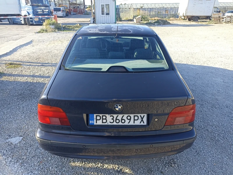 BMW 523 БЕНЗИН-ГАЗ, снимка 4 - Автомобили и джипове - 47561169