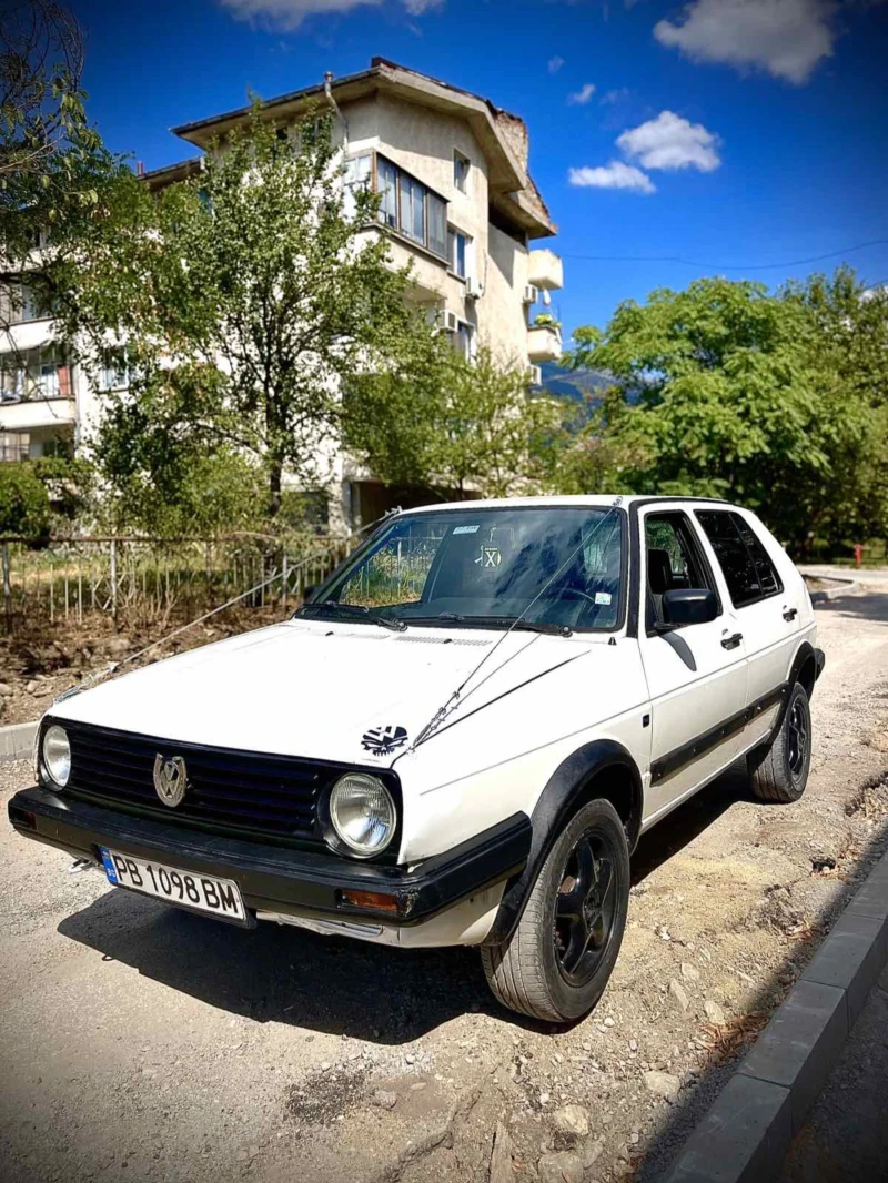 VW Golf, снимка 3 - Автомобили и джипове - 47993229