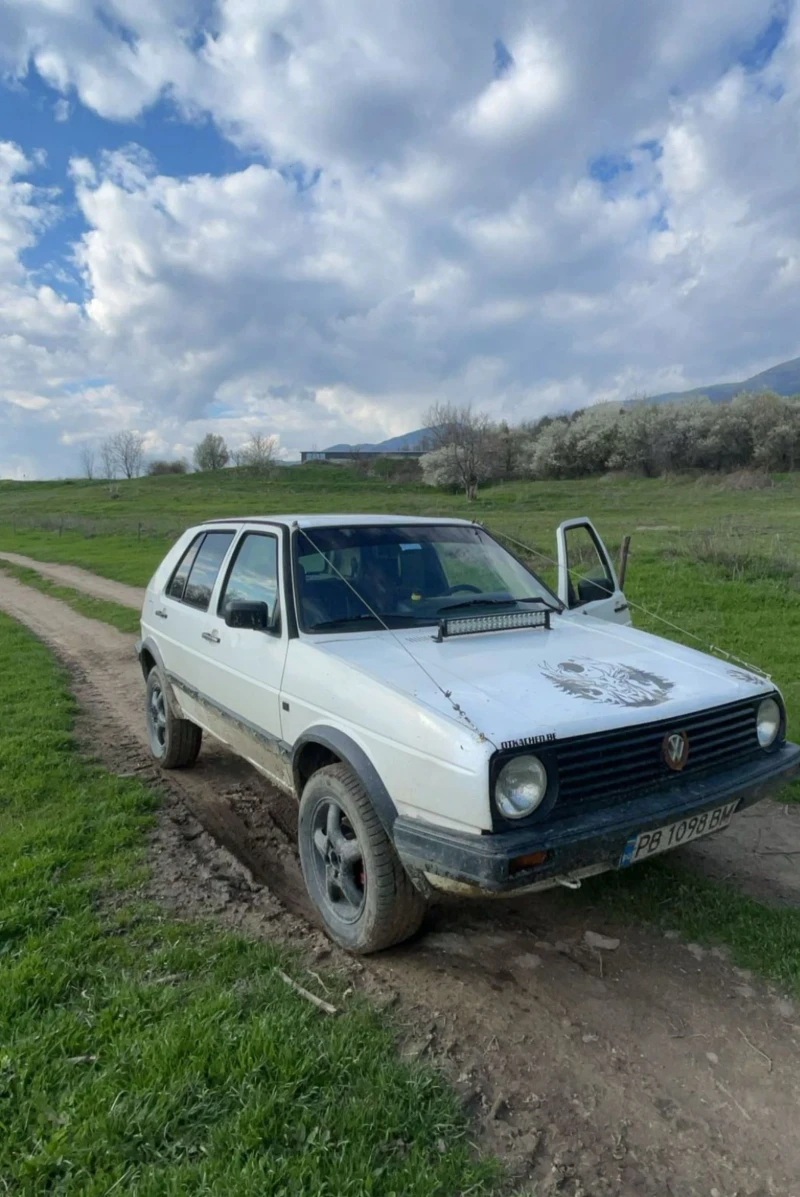 VW Golf, снимка 5 - Автомобили и джипове - 47993229