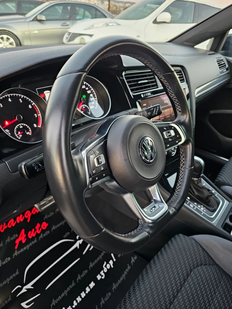 VW Golf 1.5TSI, 150к.с., DSG, R-Line, снимка 12 - Автомобили и джипове - 49365357