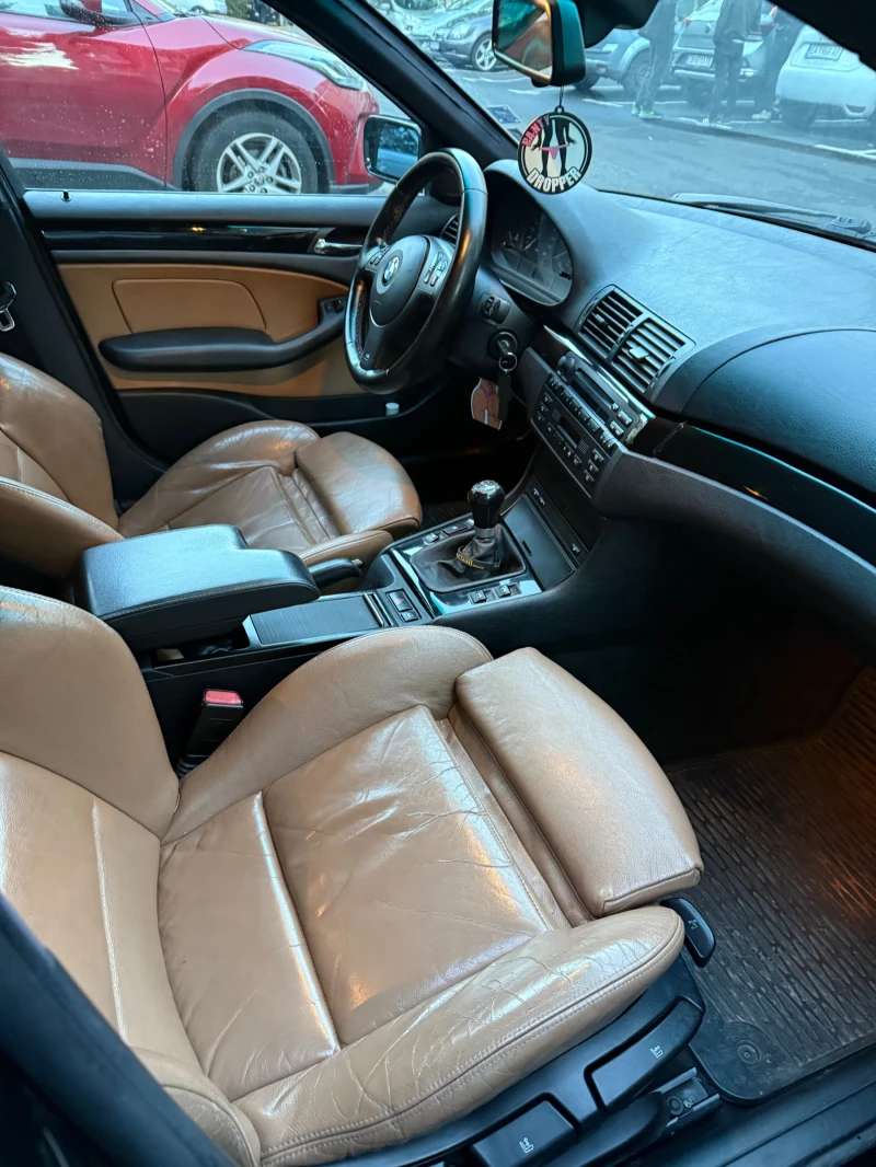 BMW 330, снимка 9 - Автомобили и джипове - 52586021