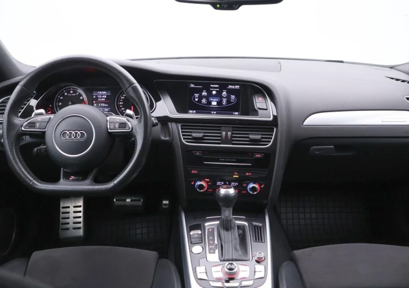 Audi Rs4 4.2FSI Quattro, снимка 5 - Автомобили и джипове - 52846083