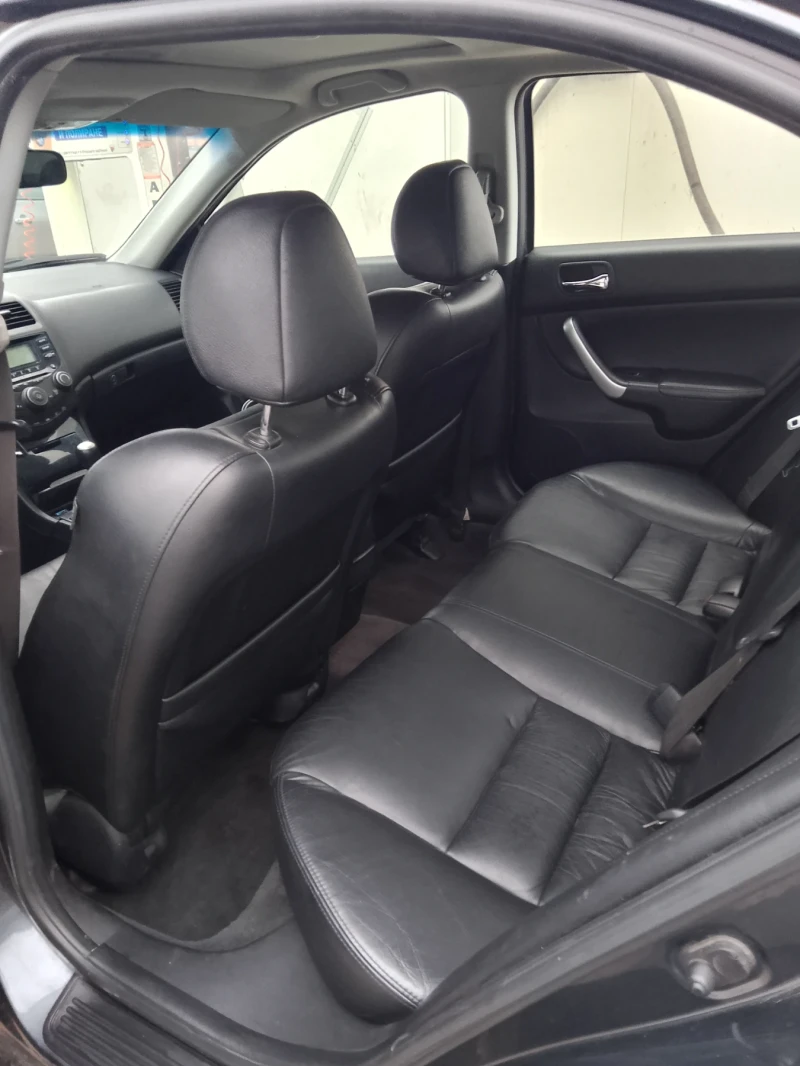 Honda Accord, снимка 8 - Автомобили и джипове - 52885034