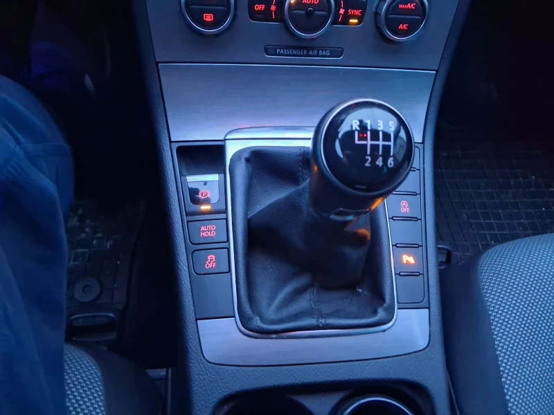 VW Passat 2.0 TDI 140кс, снимка 6 - Автомобили и джипове - 53214728