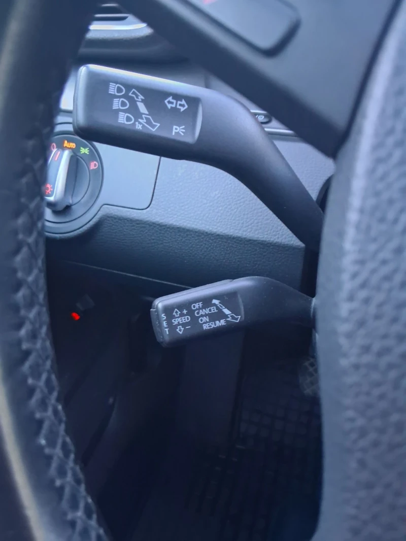 VW Passat 2.0 TDI 140кс, снимка 12 - Автомобили и джипове - 53214728