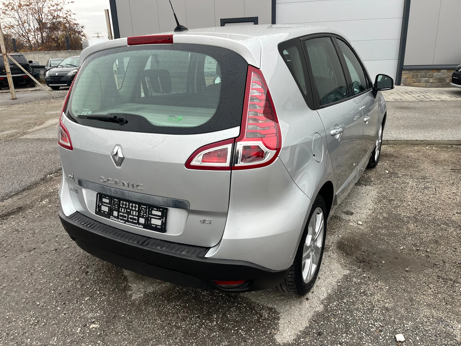 Renault Scenic 1.5 DCI 110k.c - изображение 6