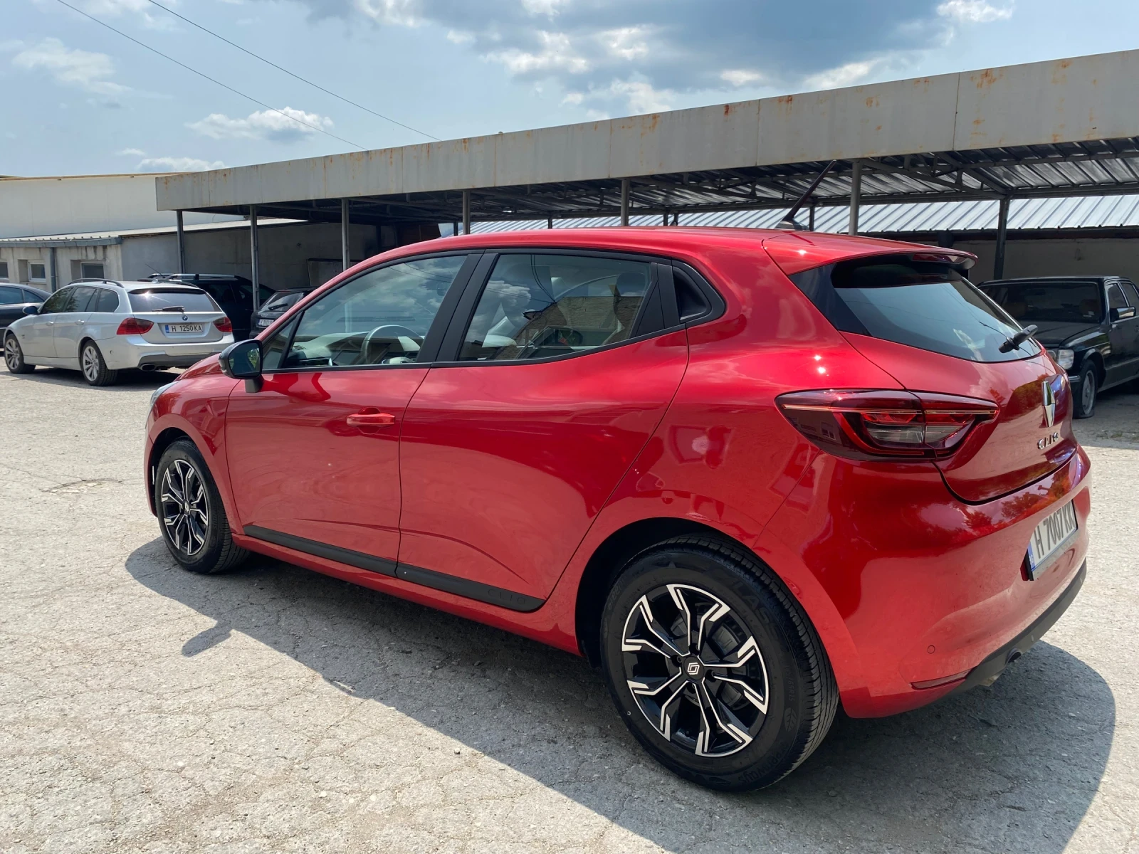 Renault Clio 2023g 25800km - изображение 3