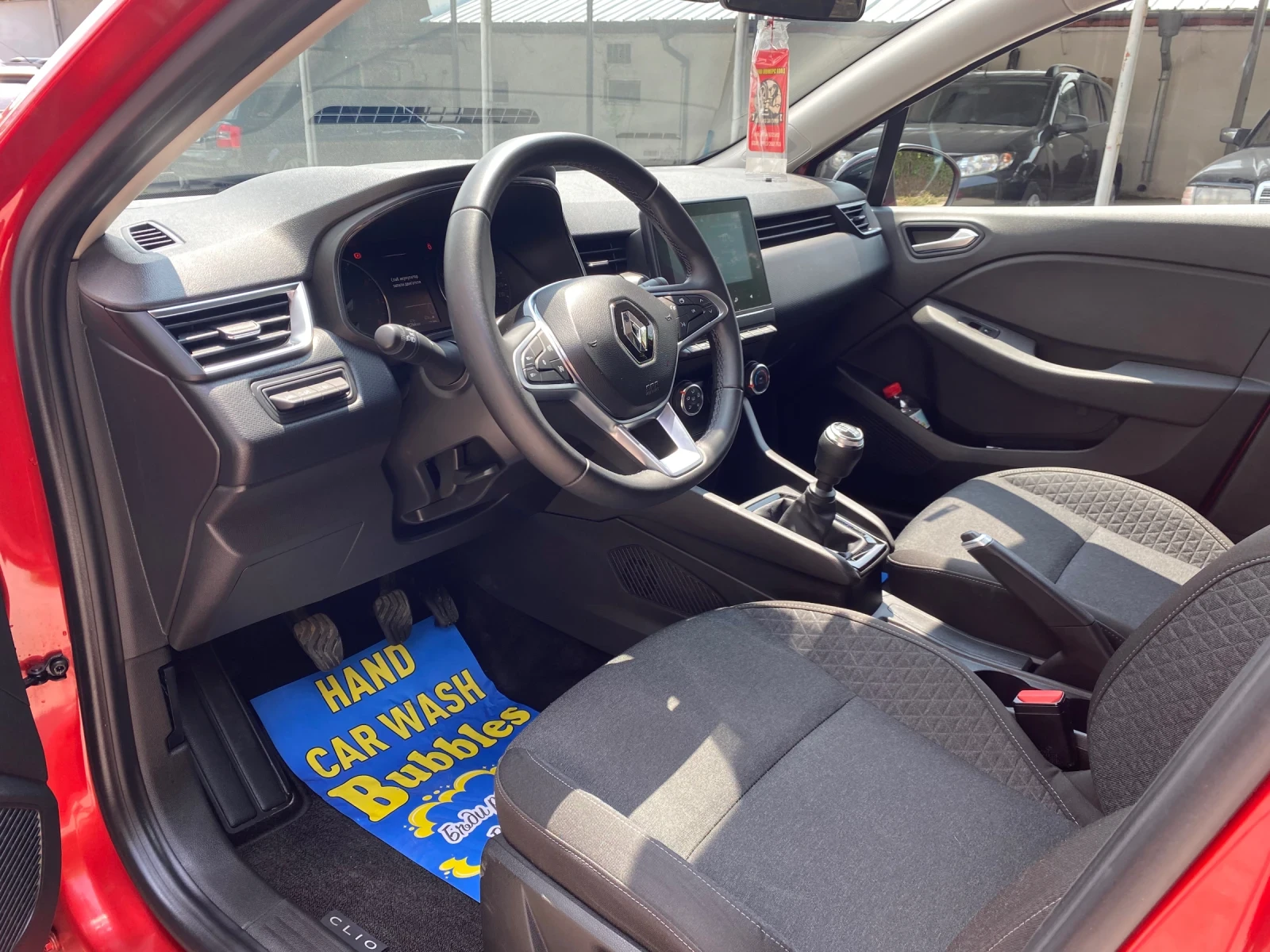 Renault Clio 2023g 25800km - изображение 8