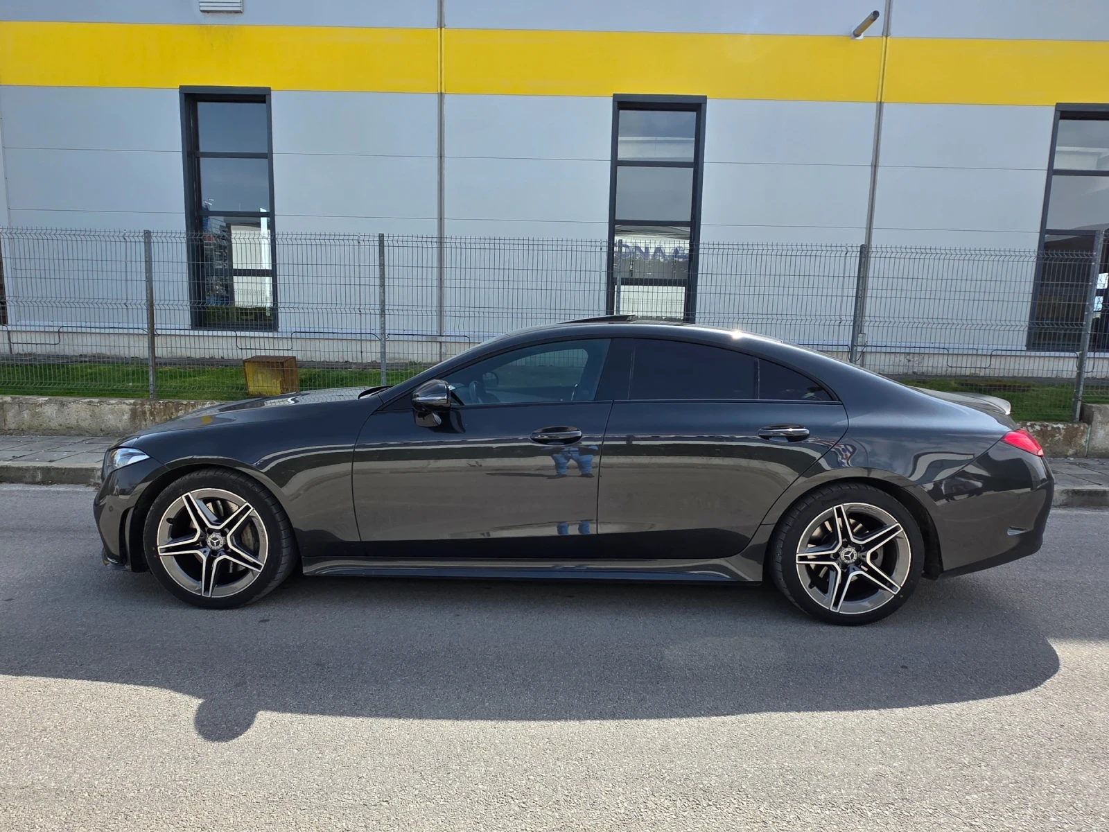 Mercedes-Benz CLS 350 Топ състояние, Реални км!!!!, снимка 5 - Автомобили и джипове - 54380726