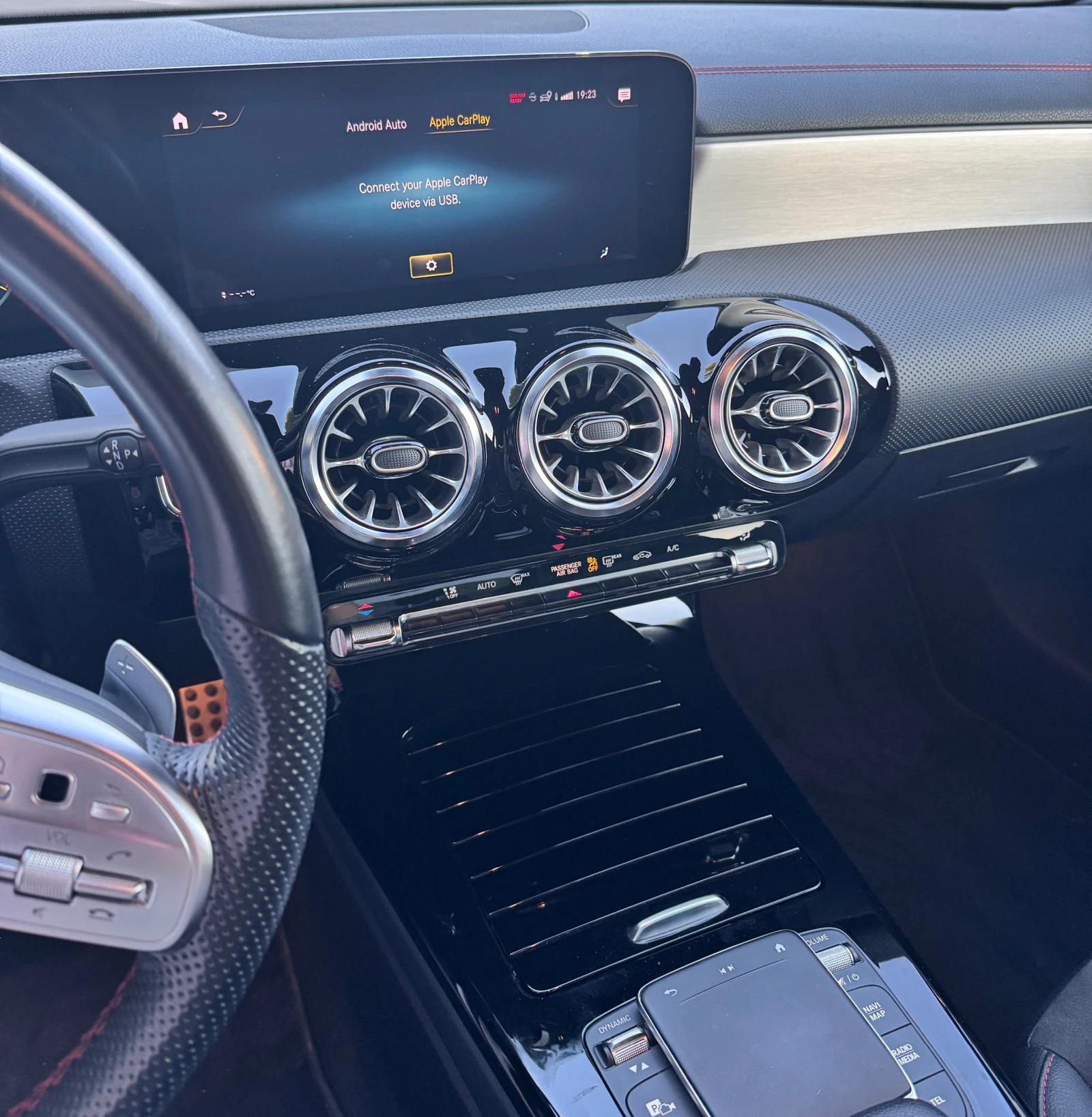 Mercedes-Benz CLA 220 COUPÉ AMG - изображение 5