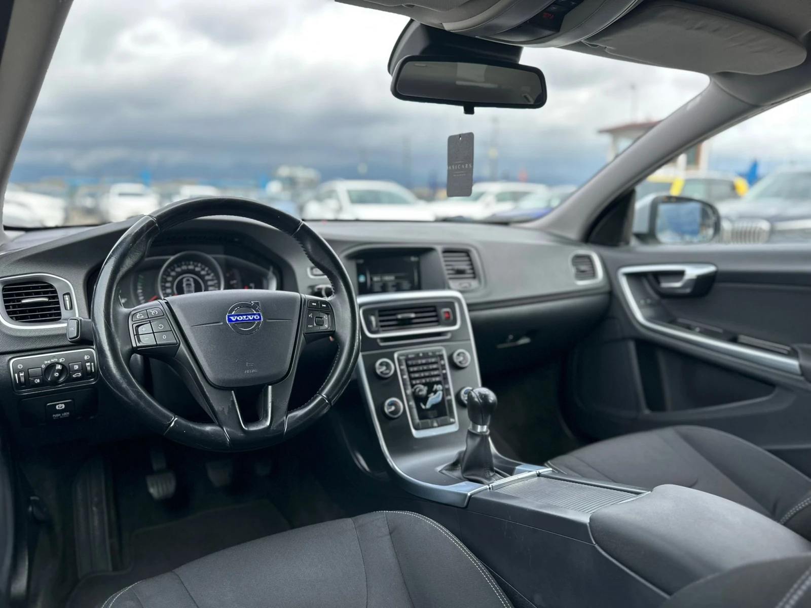 Volvo V60 / 1.6D / 114 HP / EURO 5 / TOP / - изображение 9