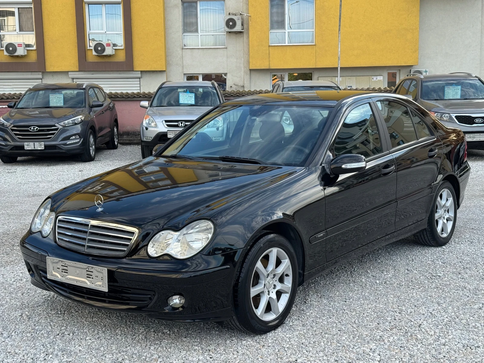 Mercedes-Benz C 200 CDi* FACELIFT* 6 Скорости* ИТАЛИЯ - изображение 2