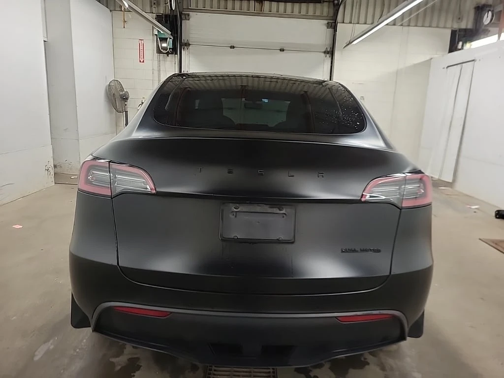 Tesla Model Y * LONG RANGE * CARFAX *    | Mobile.bg   5