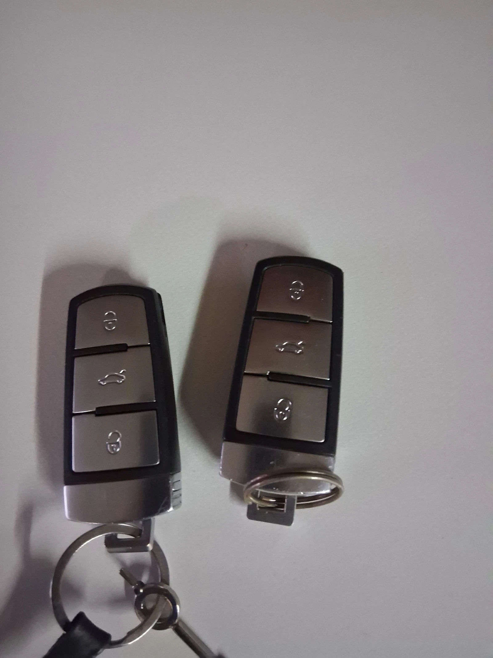 VW Passat 2.0 TDI 140�� | Mobile.bg � ����������� 14
