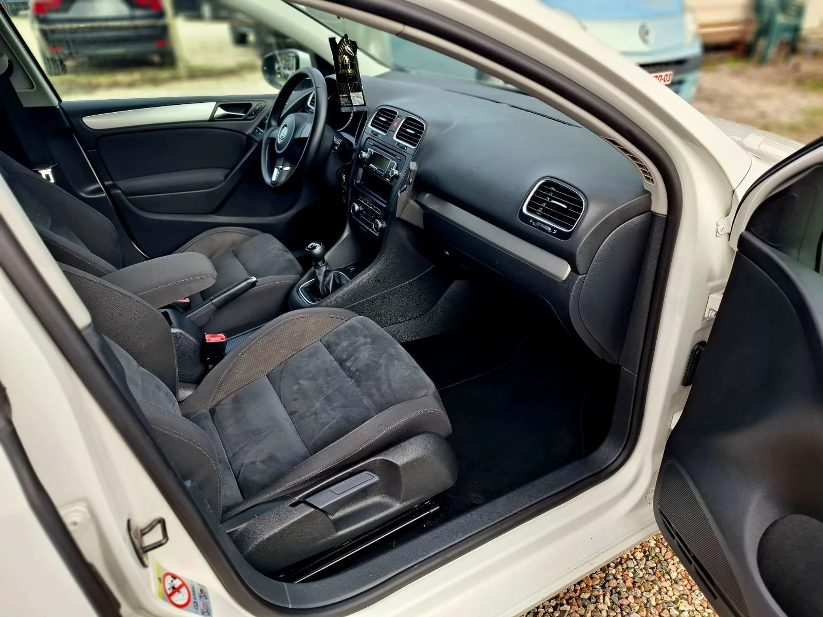 VW Golf 2.0TDI 140к.с. 6скор. - изображение 9