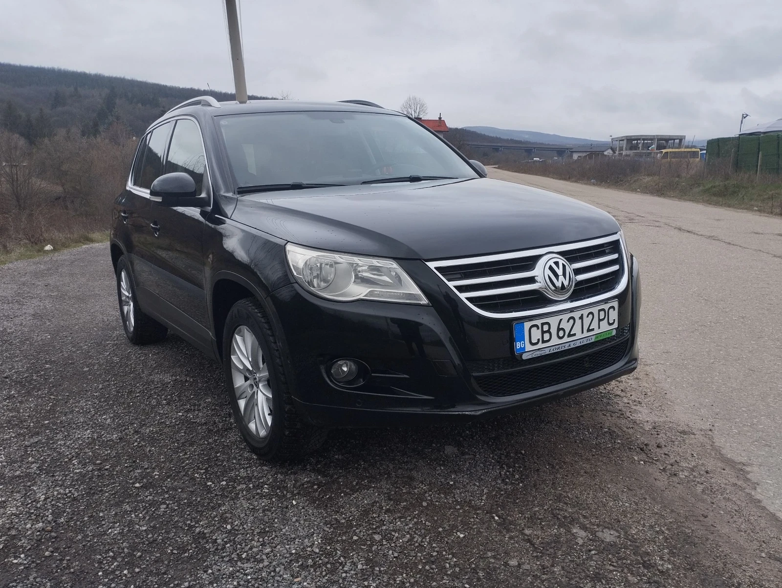VW Tiguan 2.0 тди/140 коня, снимка 2 - Автомобили и джипове - 53448209