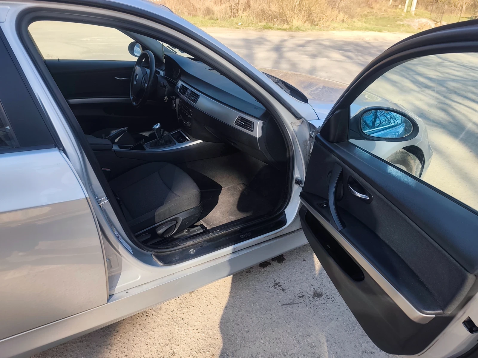 BMW 320, снимка 11 - Автомобили и джипове - 53844414