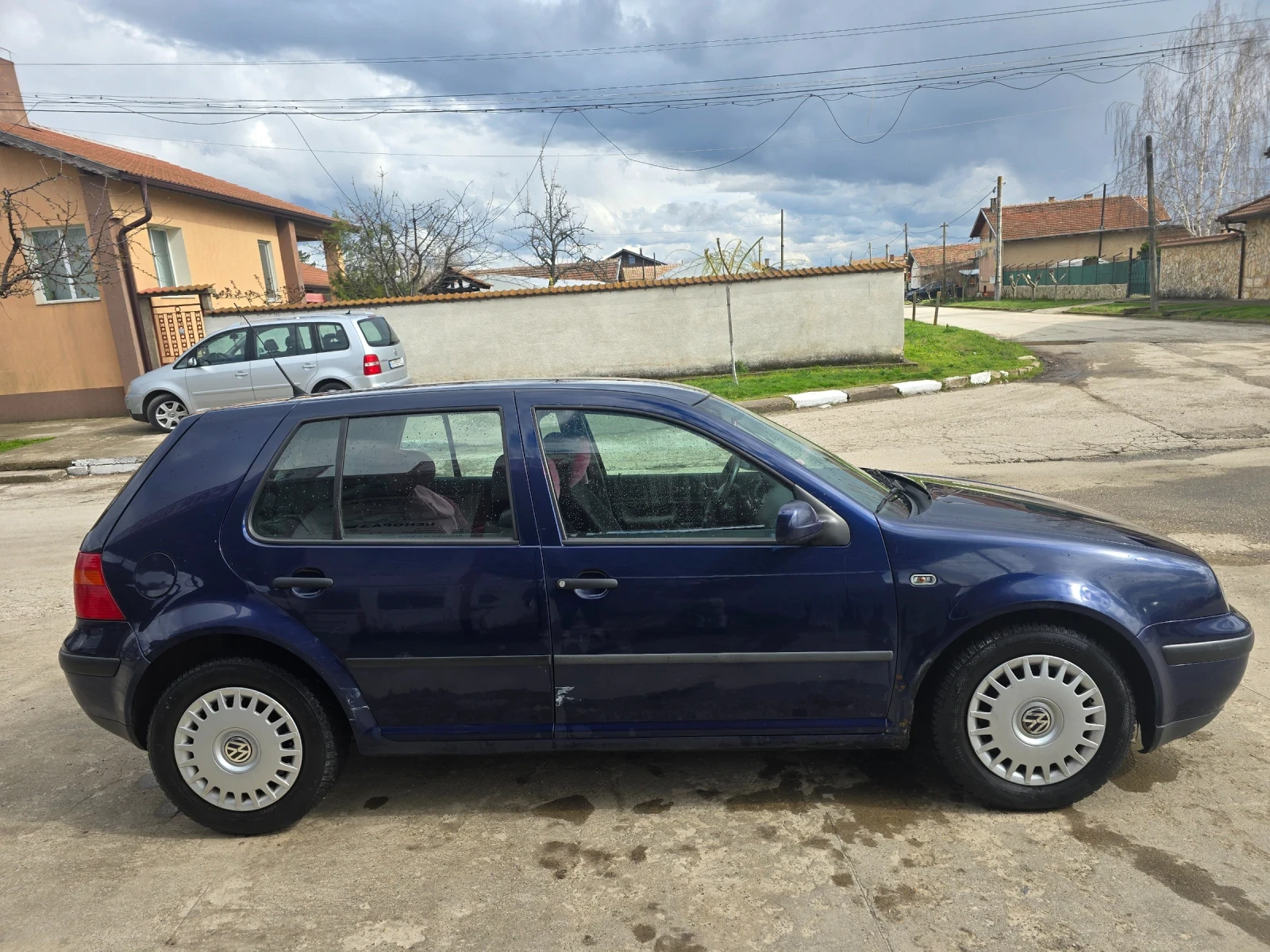 VW Golf 1.9TDI, снимка 4 - Автомобили и джипове - 54064504