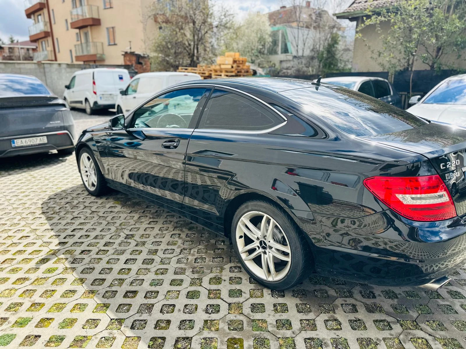 Mercedes-Benz C 220 W204, снимка 9 - Автомобили и джипове - 54078435