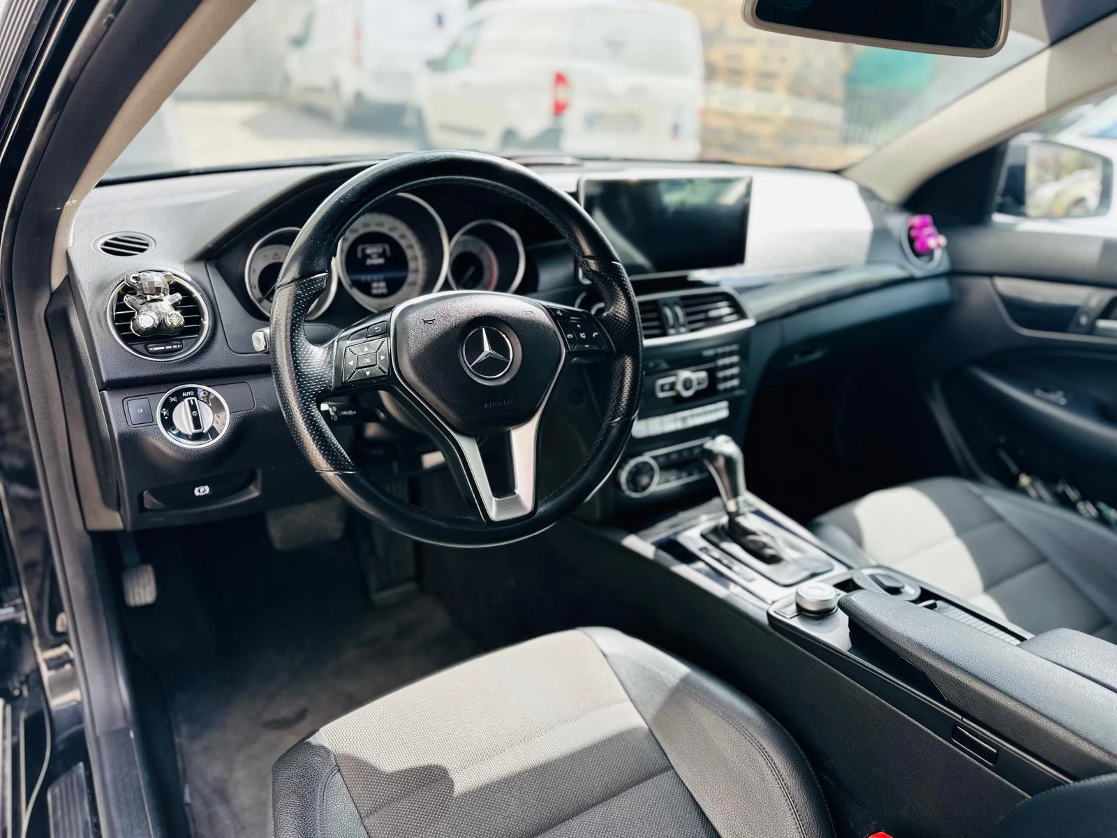 Mercedes-Benz C 220 W204, снимка 10 - Автомобили и джипове - 54078435