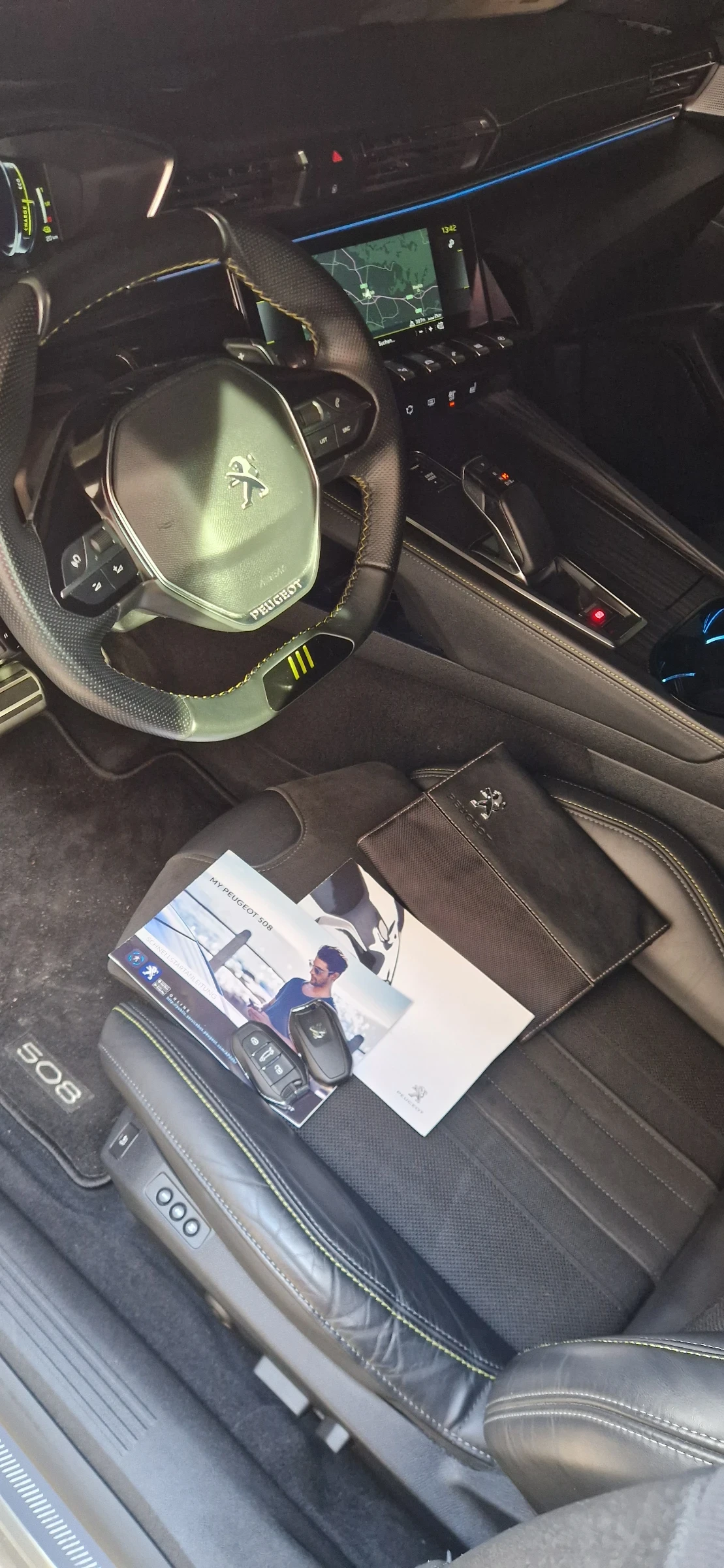 Peugeot 508 PSE 1.6 Plug-in HYBRID AWD 360 e-EAT8, снимка 14 - Автомобили и джипове - 54113078