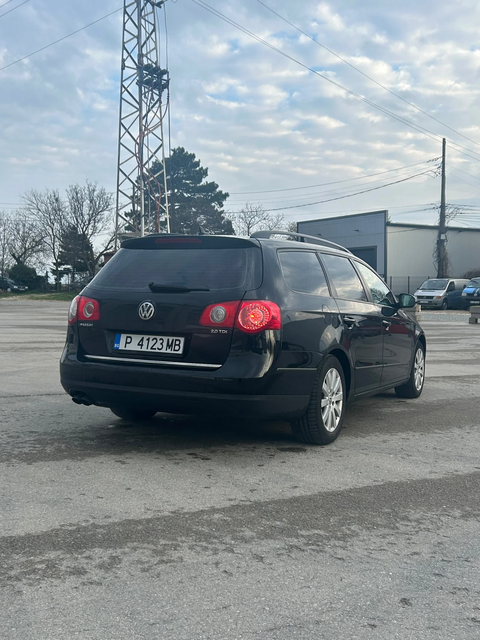 VW Passat, снимка 2 - Автомобили и джипове - 54196338