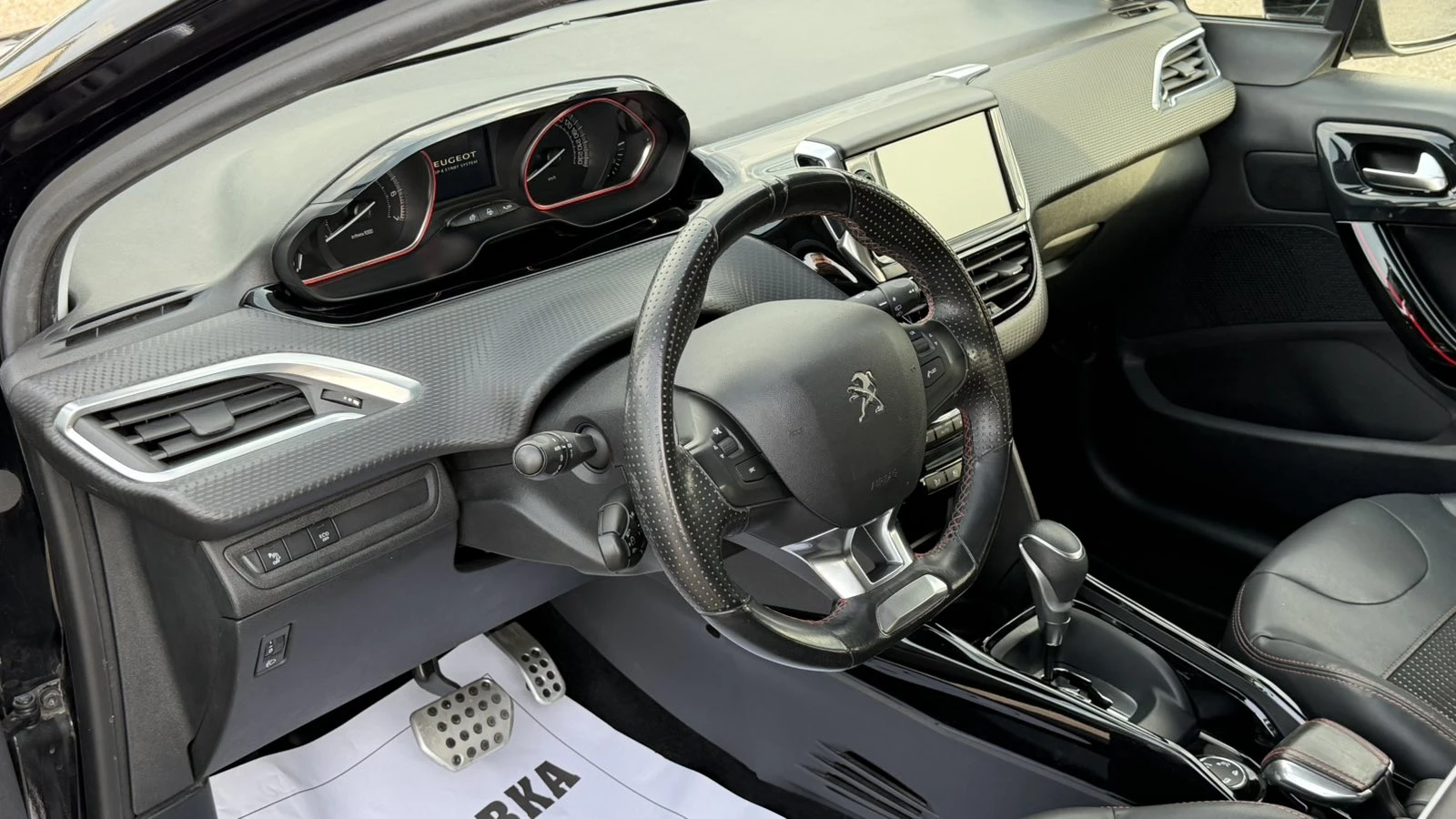 Peugeot 2008 GT-Line, снимка 7 - Автомобили и джипове - 54528051
