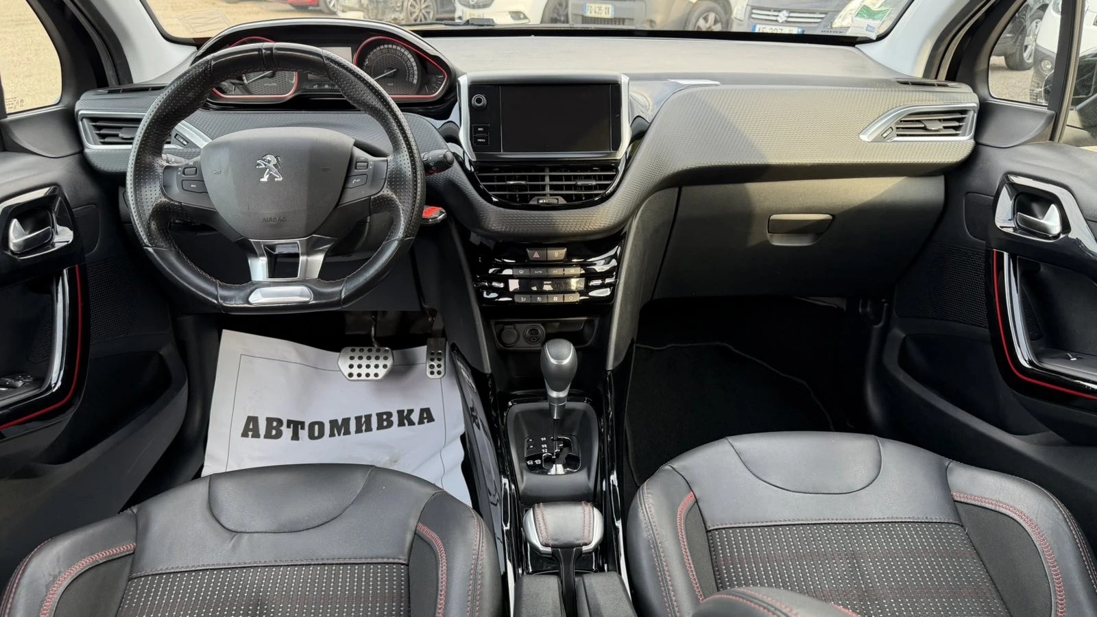Peugeot 2008 GT-Line, снимка 8 - Автомобили и джипове - 54528051