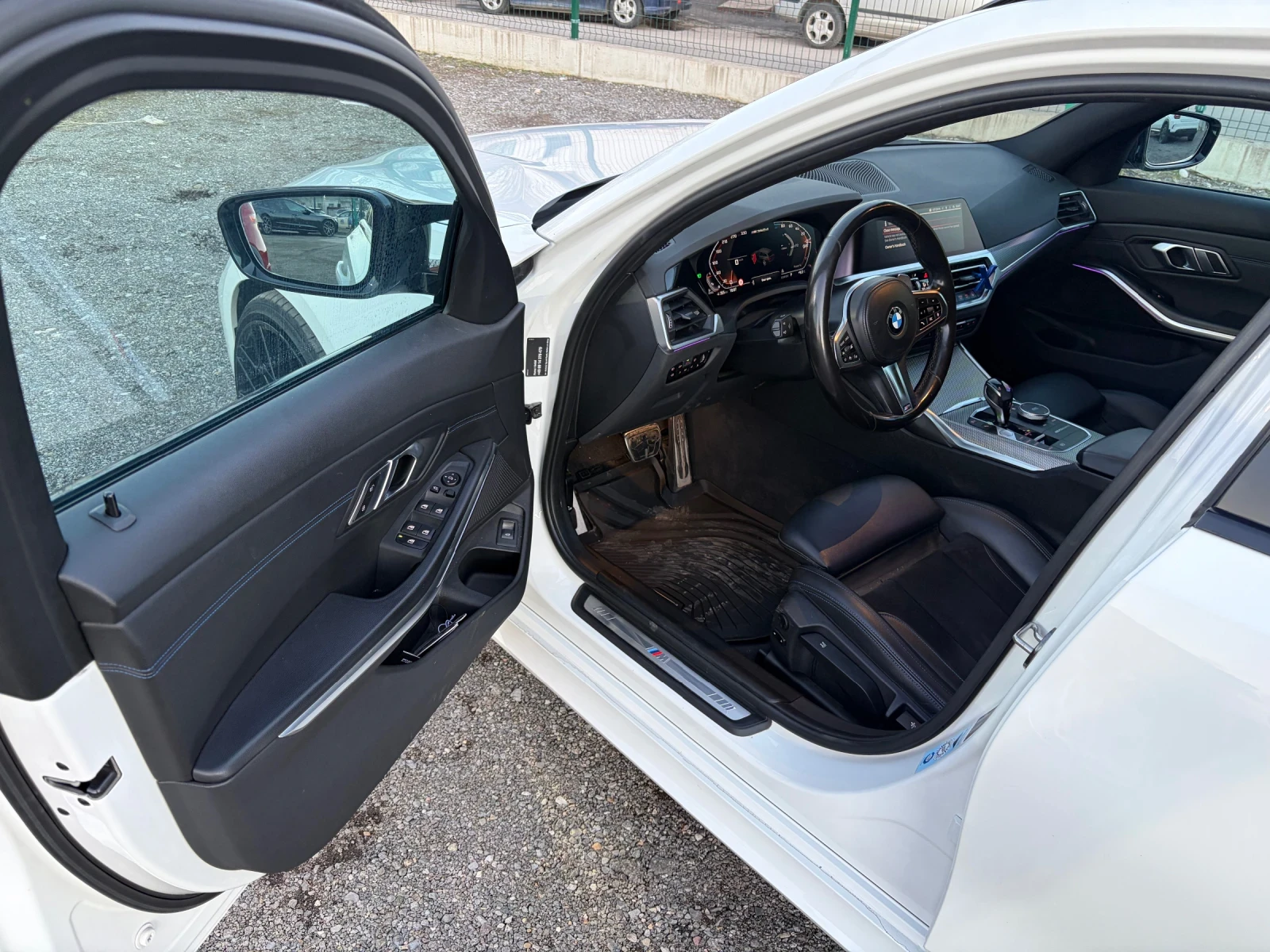 BMW 320, снимка 10 - Автомобили и джипове - 54547134