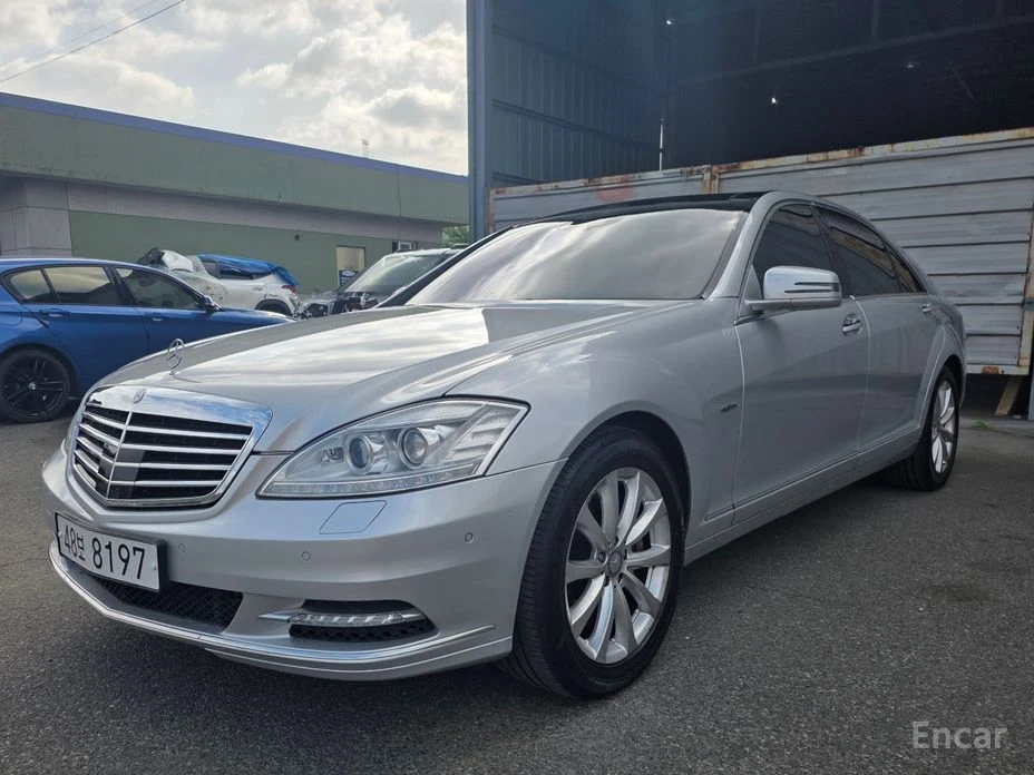 Mercedes-Benz S 500, снимка 3 - Автомобили и джипове - 54813151