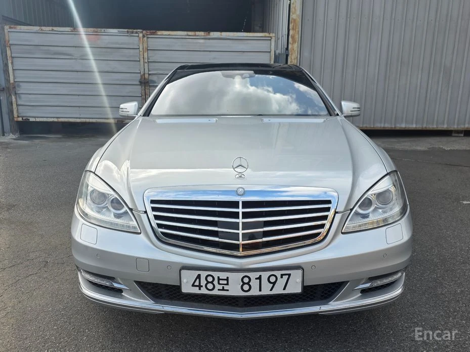 Mercedes-Benz S 500