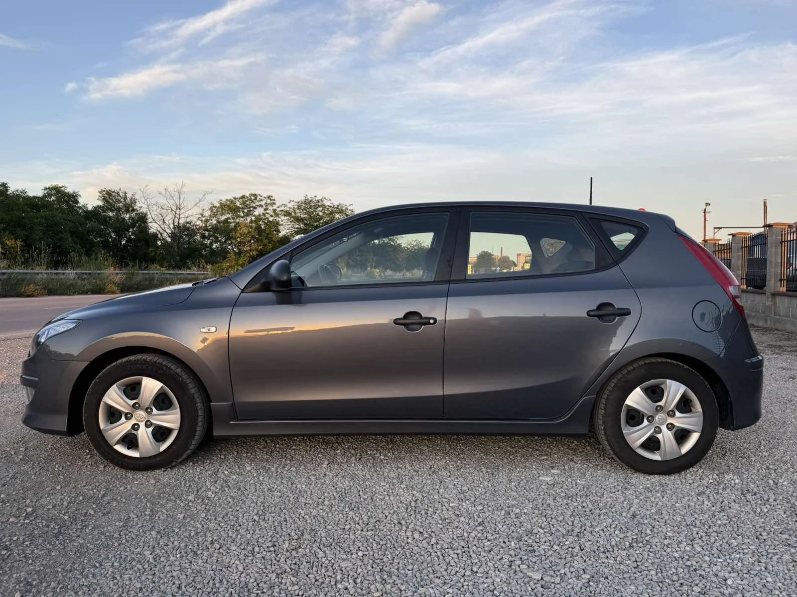 Hyundai I30 1.4 I ЕВРО 5 УНИКАТ, снимка 7 - Автомобили и джипове - 54948313