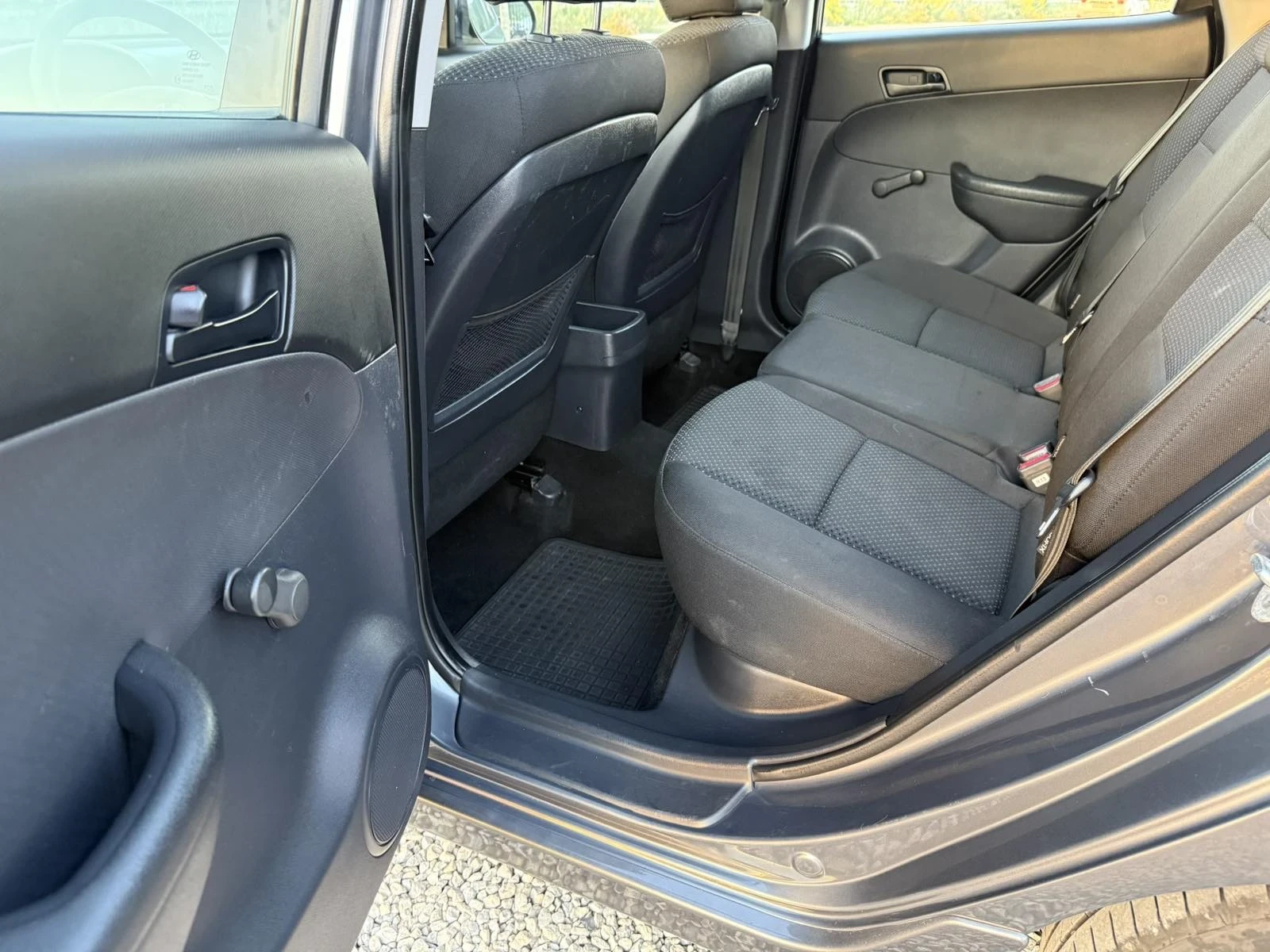 Hyundai I30 1.4 I ЕВРО 5 УНИКАТ, снимка 12 - Автомобили и джипове - 54948313