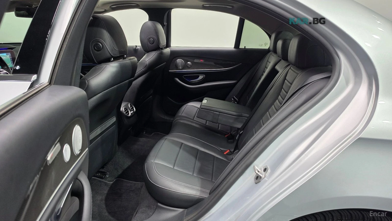 Mercedes-Benz E 300 AMG 4MATIC* 360* DISTRONIC* BURMESTER* PANO* ����� | Mobile.bg � ����������� 9