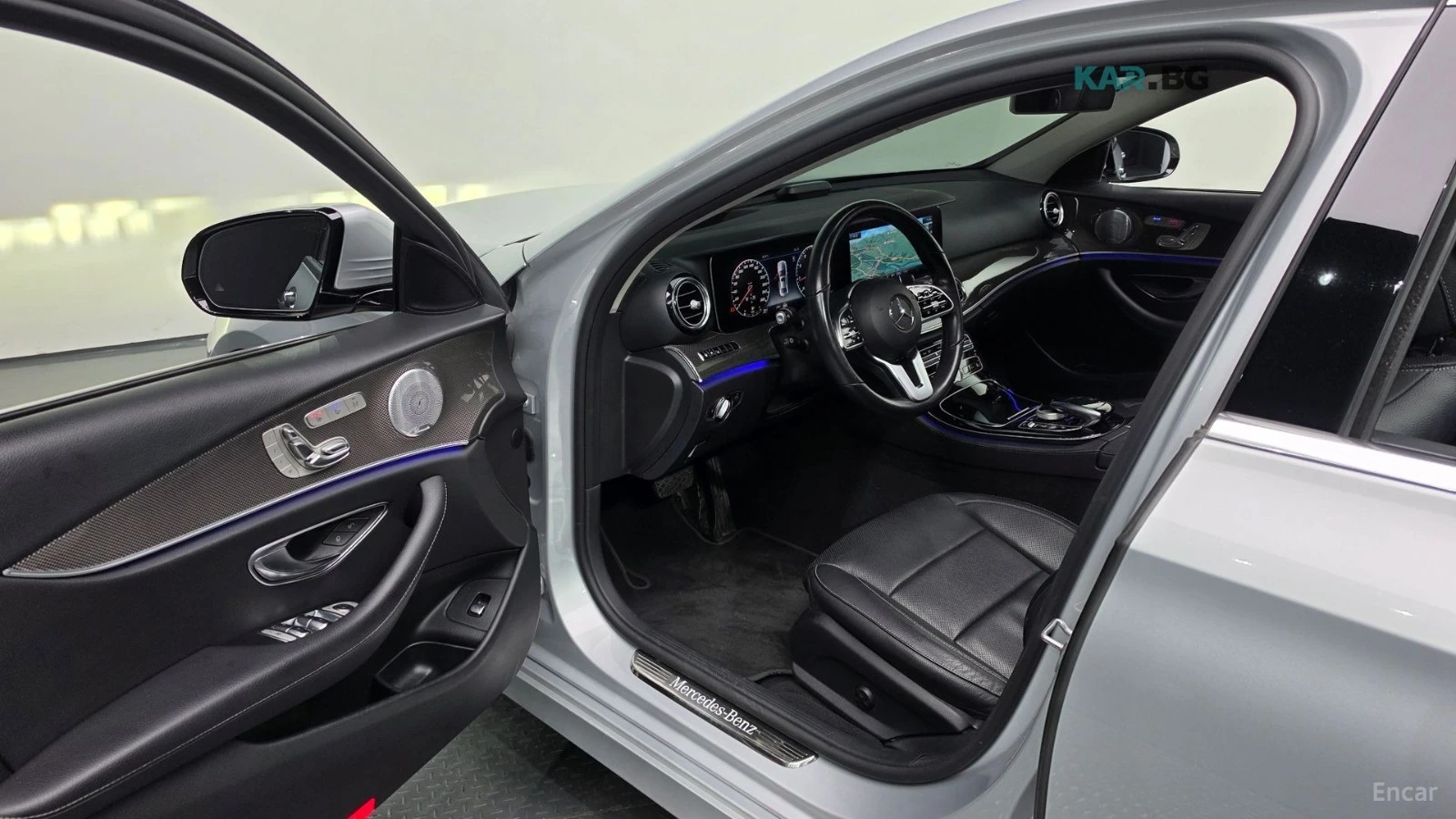 Mercedes-Benz E 300 AMG 4MATIC* 360* DISTRONIC* BURMESTER* PANO* ����� | Mobile.bg � ����������� 3
