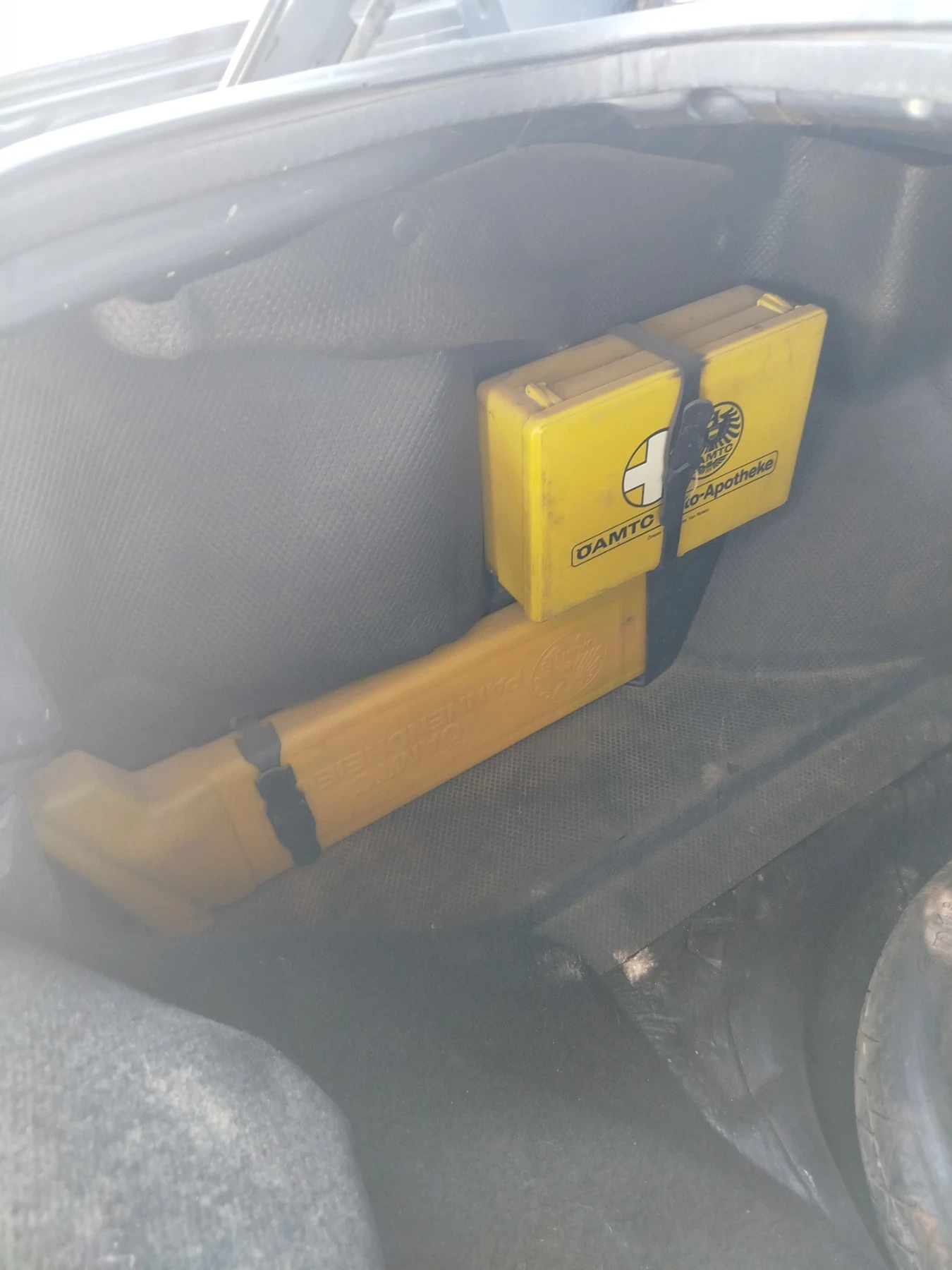 VW Vento, снимка 3 - Автомобили и джипове - 55890871