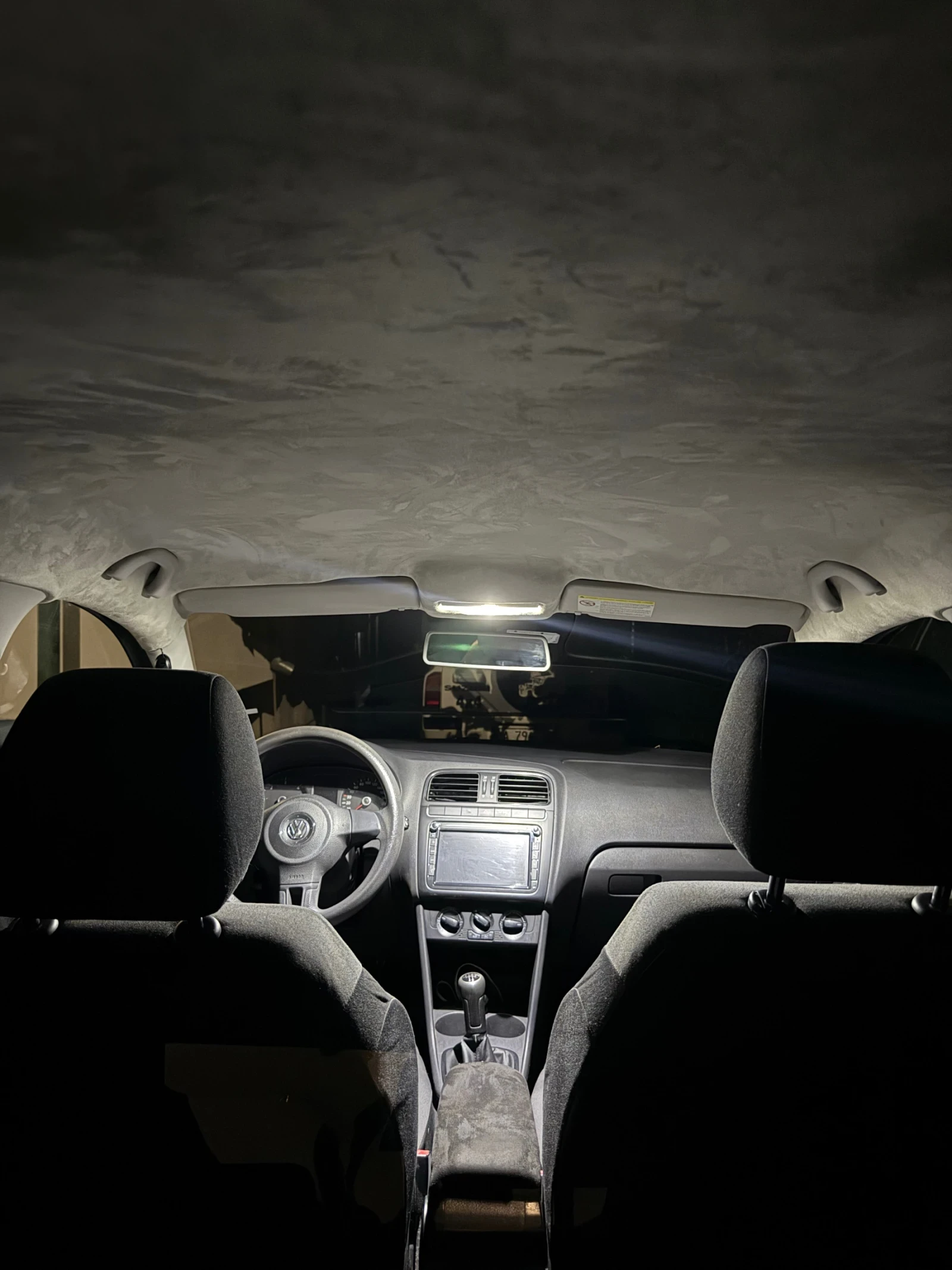 VW Polo, снимка 13 - Автомобили и джипове - 56364124