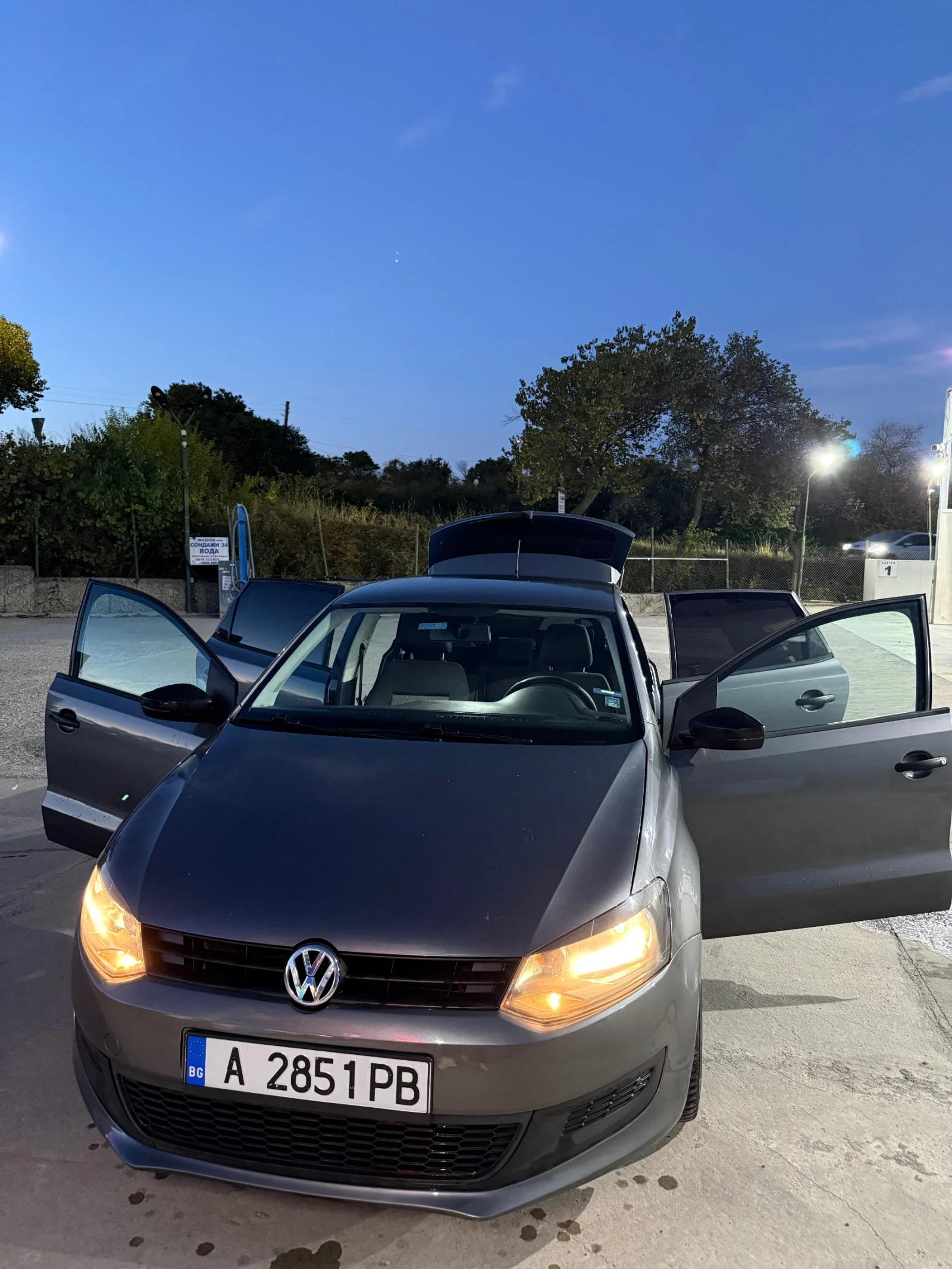 VW Polo, снимка 8 - Автомобили и джипове - 56364124