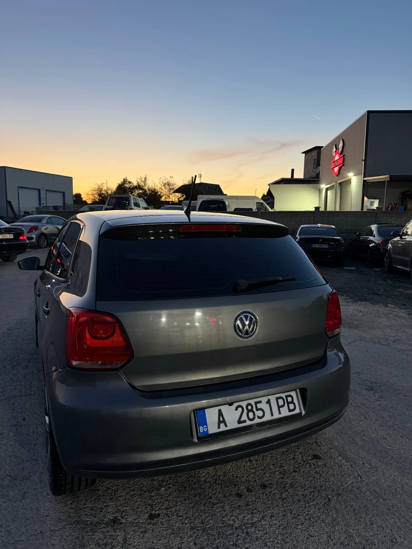 VW Polo, снимка 2 - Автомобили и джипове - 56364124